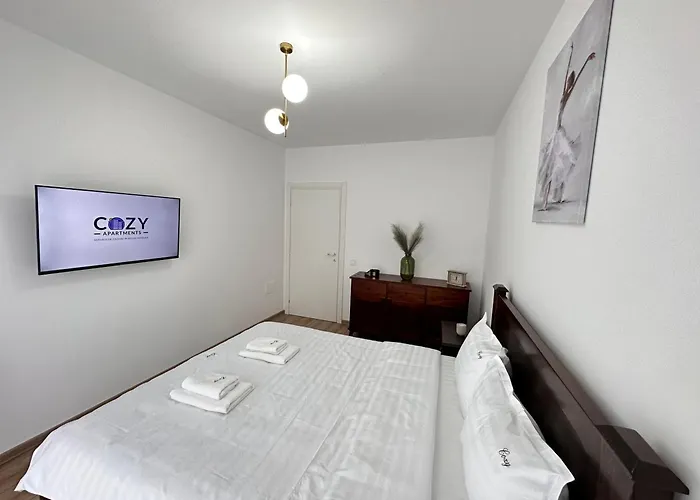 Cozy Luxury s - Coresi Mall #